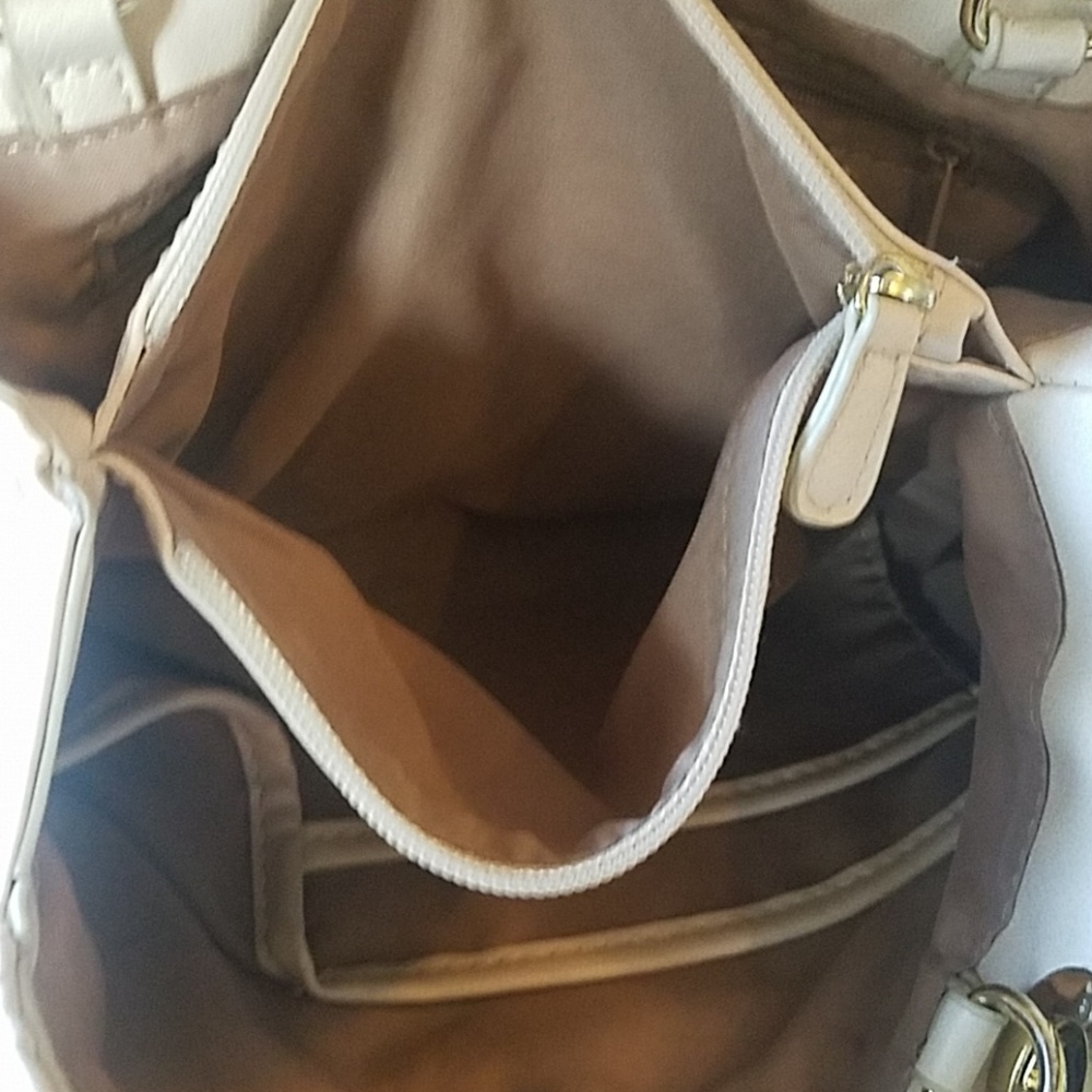 Nicole Miller Quilted Cream Studded Purse/Handbag - Picture 6 of 8